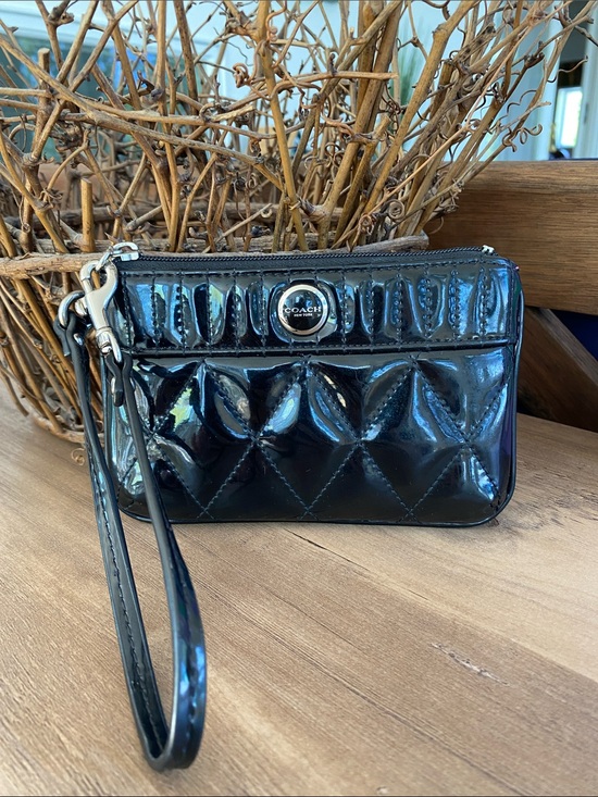 Coach Handbags - Coach Black Patent Quilted Wristlet